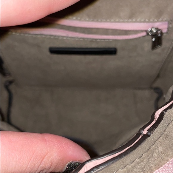 REBECCA MINKOFF MADISON SMALL BACKPACK PETAL PINK - Picture 4 of 11